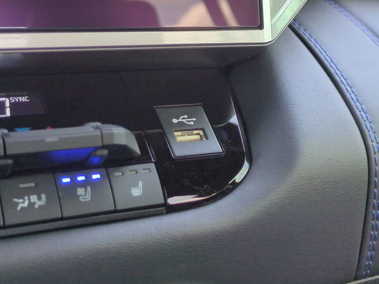 Thumbnail: 2025 Toyota Tundra - 21