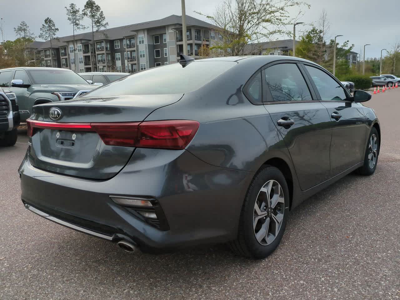 Thumbnail: 2021 Kia Forte - 6
