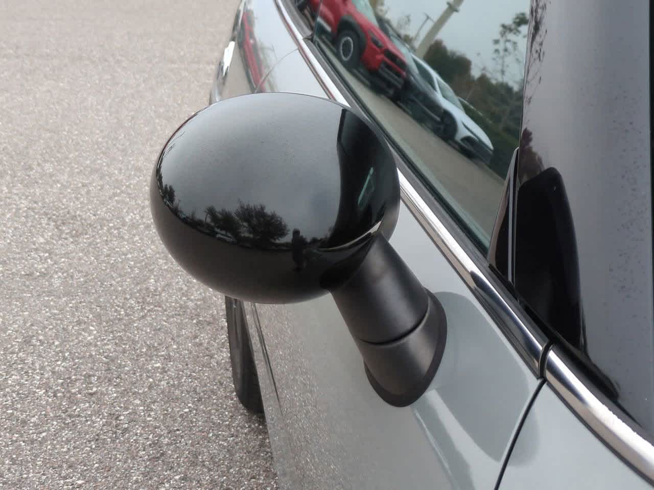 Thumbnail: 2015 MINI Cooper Hardtop - 12