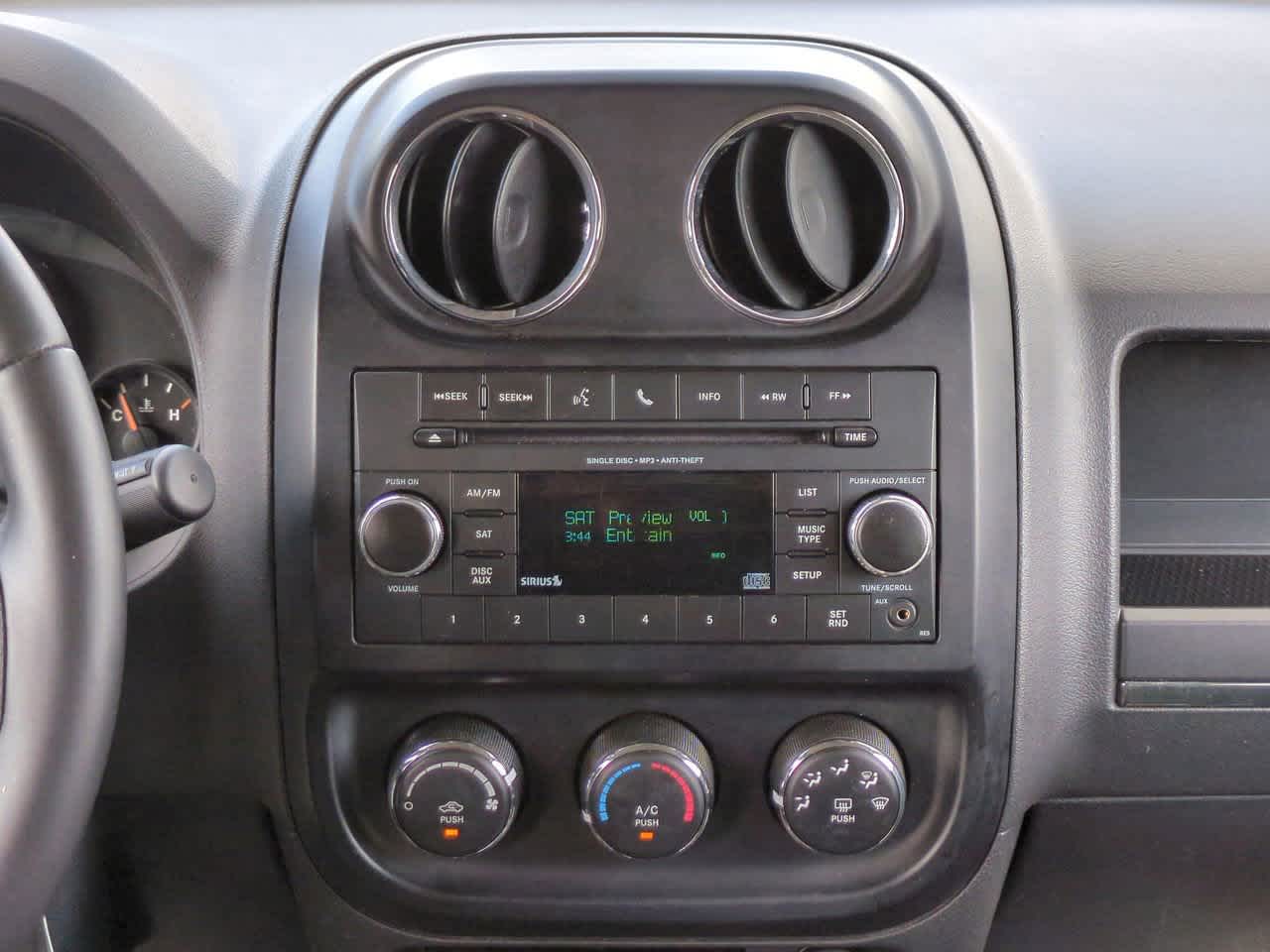 Thumbnail: 2017 Jeep Patriot - 17