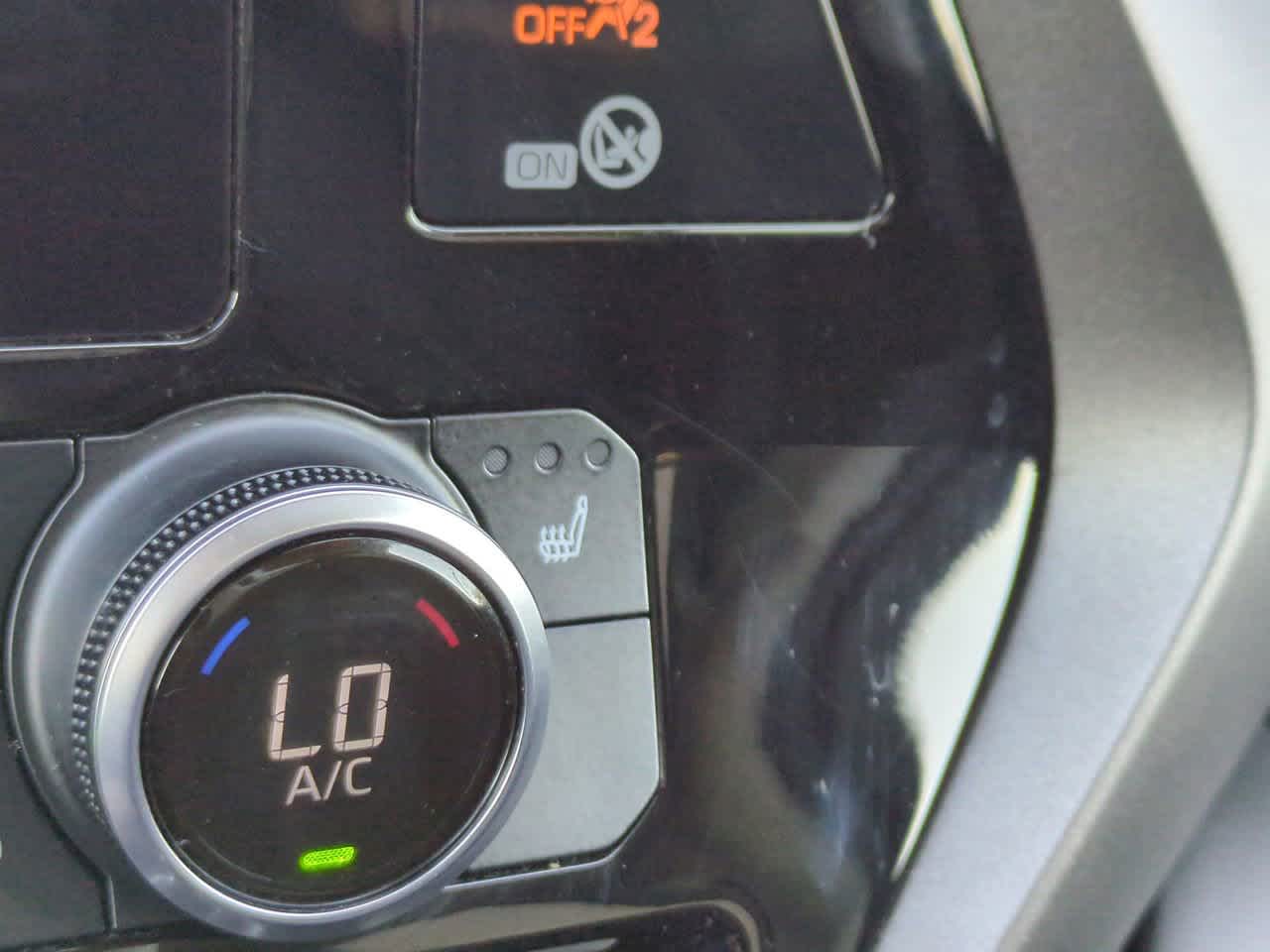 Thumbnail: 2023 Toyota Highlander - 23