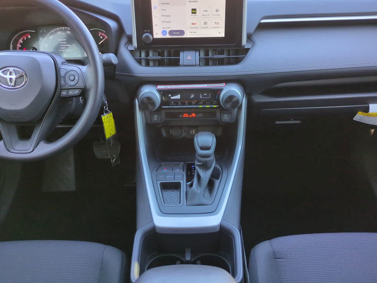 Thumbnail: 2025 Toyota RAV4 - 18