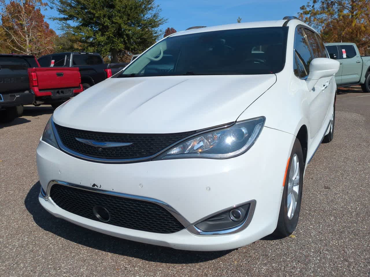 Thumbnail: 2018 Chrysler Pacifica - 2