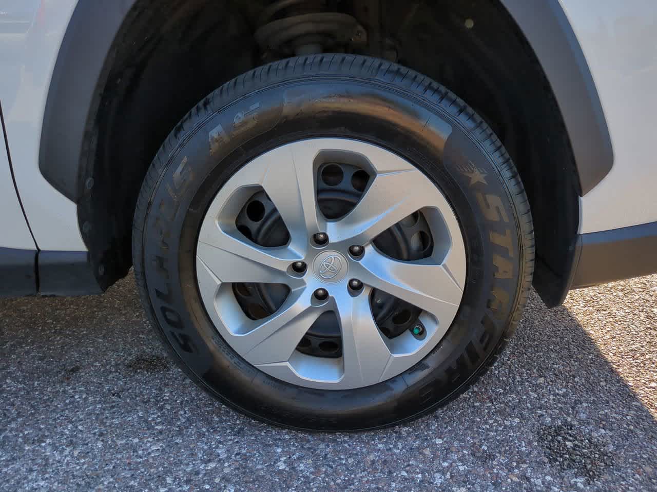 Thumbnail: 2023 Toyota RAV4 - 11