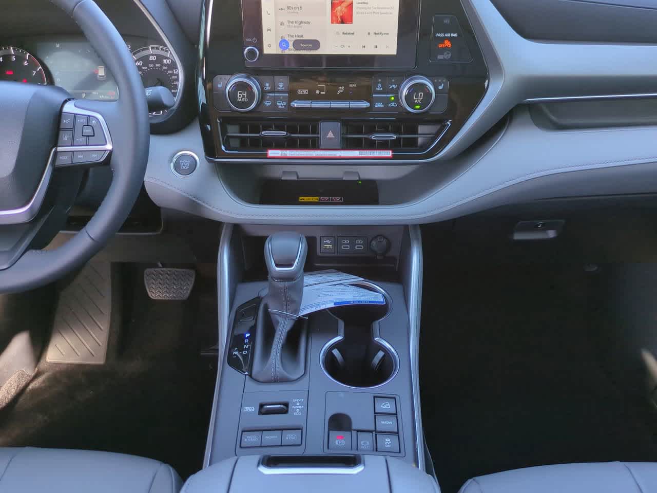 Thumbnail: 2026 Toyota Highlander - 19