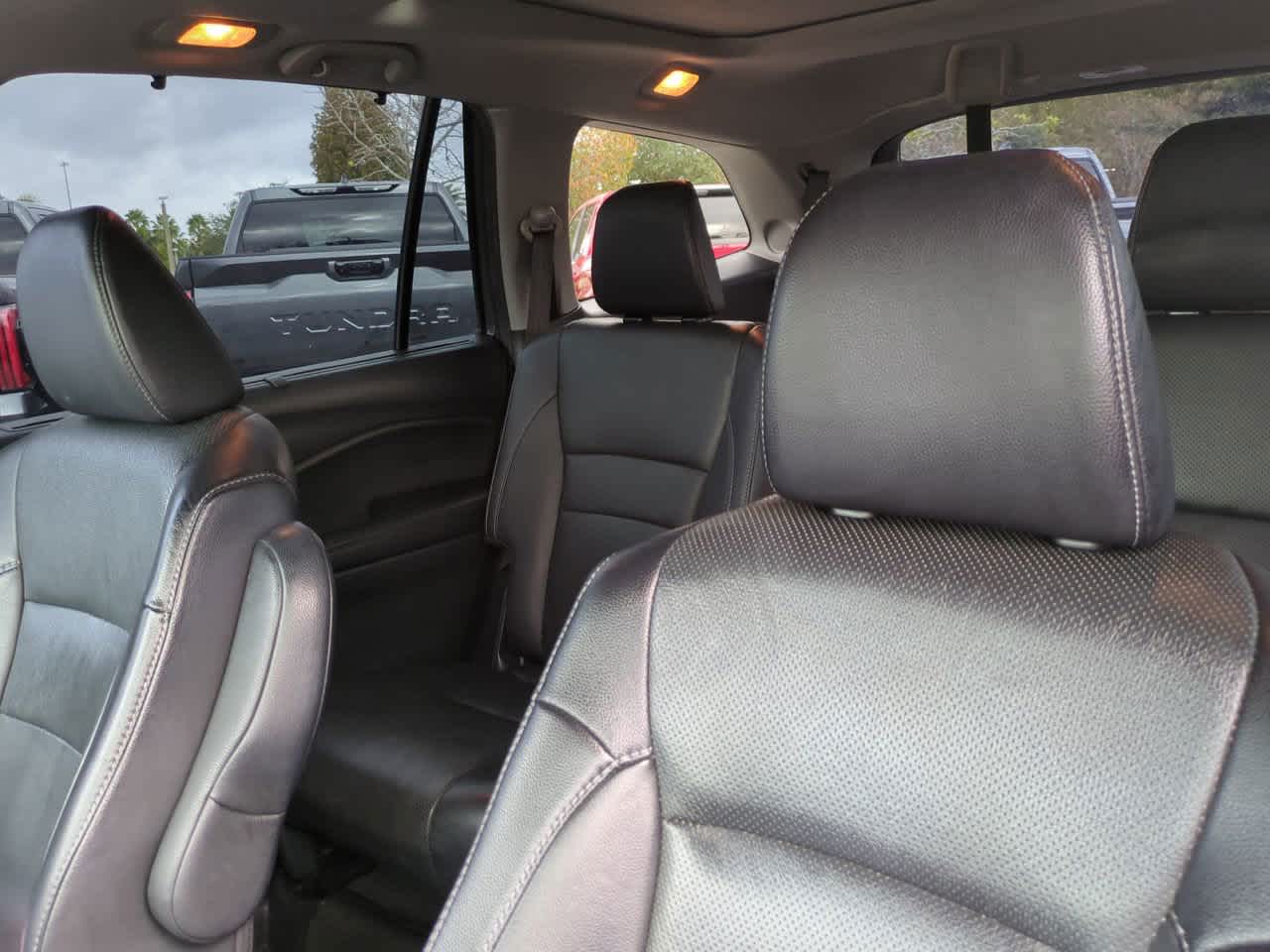 Thumbnail: 2020 Honda Pilot - 8