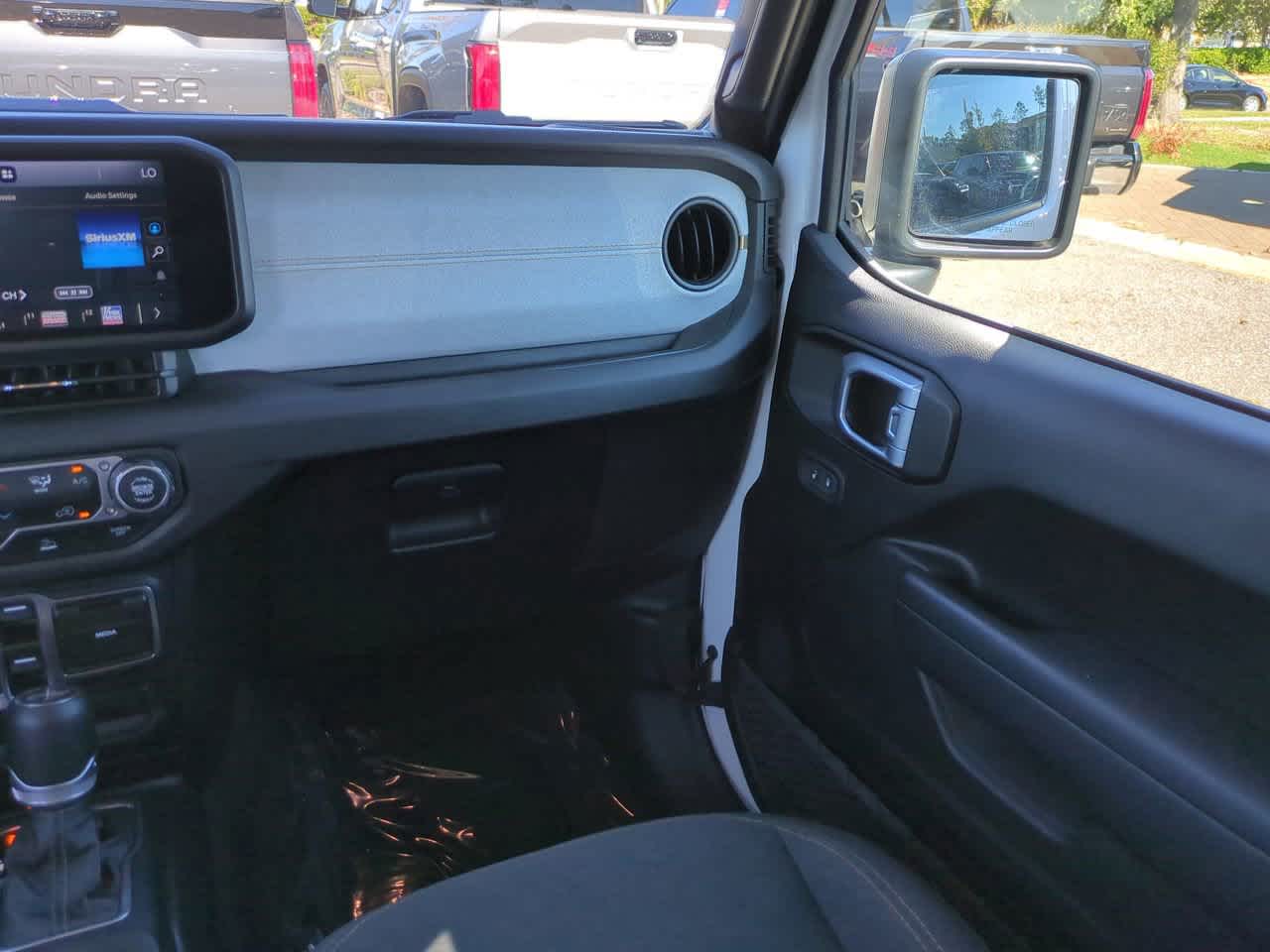 Thumbnail: 2024 Jeep Wrangler - 16