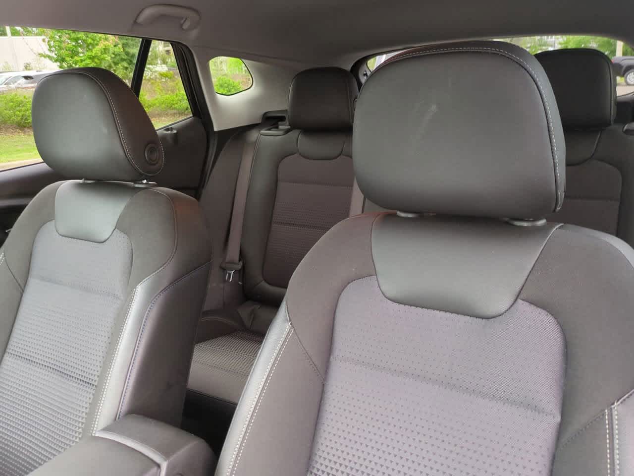 Thumbnail: 2025 Chevrolet Trax - 8