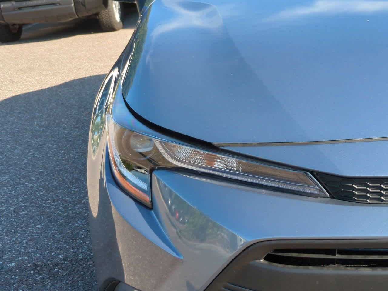 Thumbnail: 2025 Toyota Corolla - 10