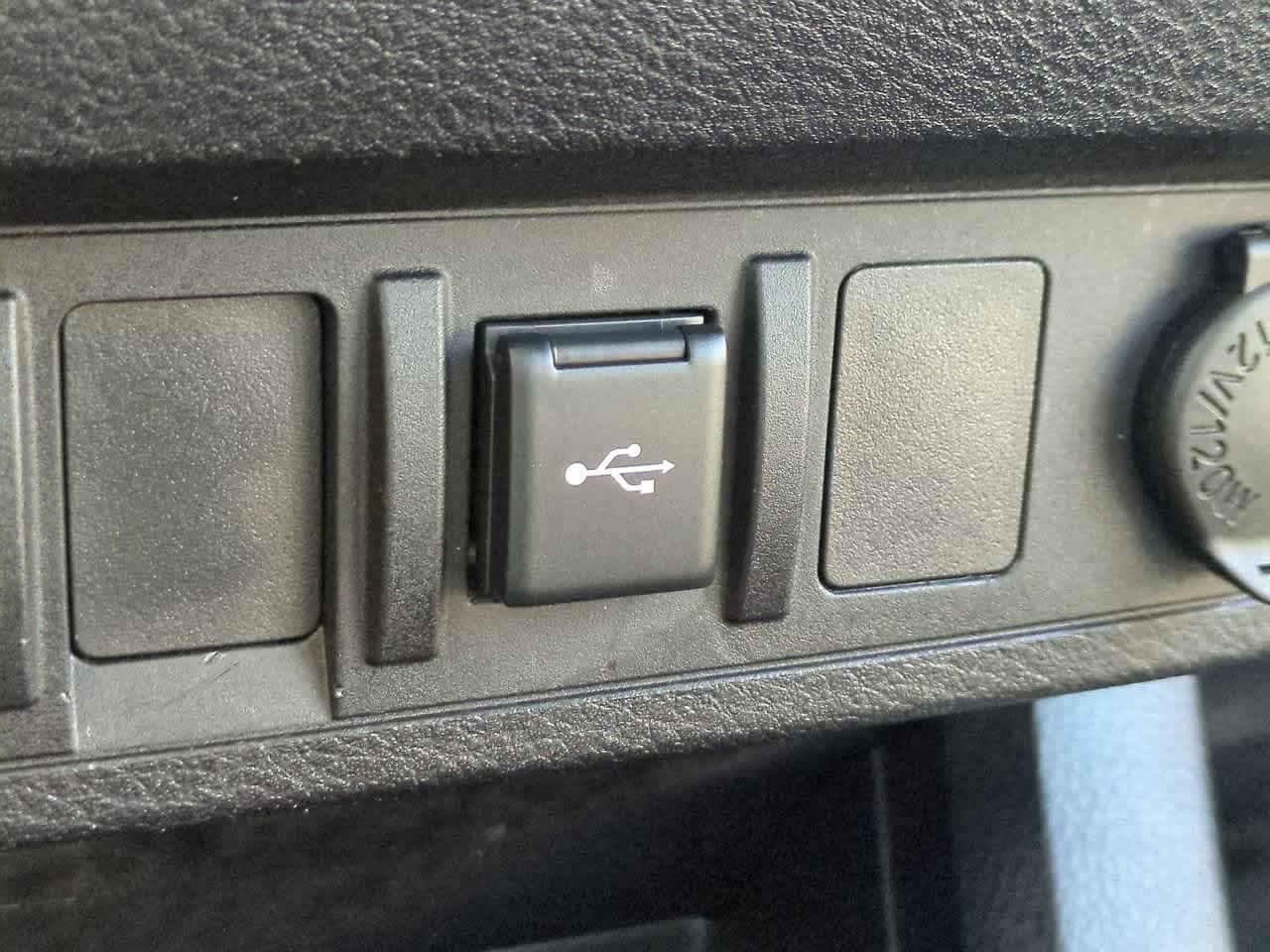 Thumbnail: 2020 Toyota Tacoma - 19