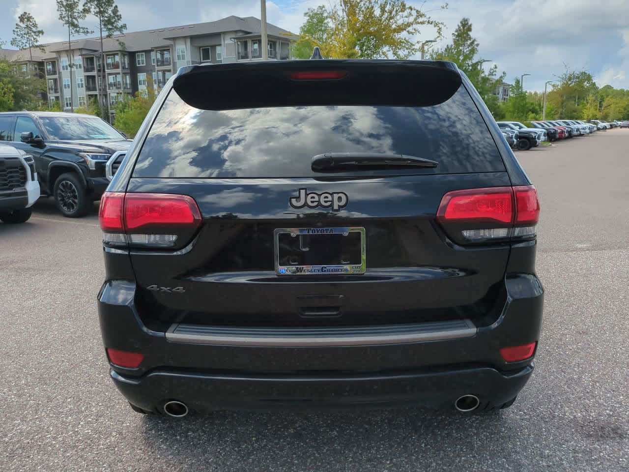 Thumbnail: 2017 Jeep Grand Cherokee - 5