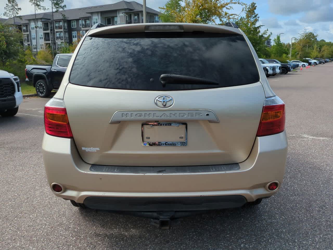 Thumbnail: 2010 Toyota Highlander - 5