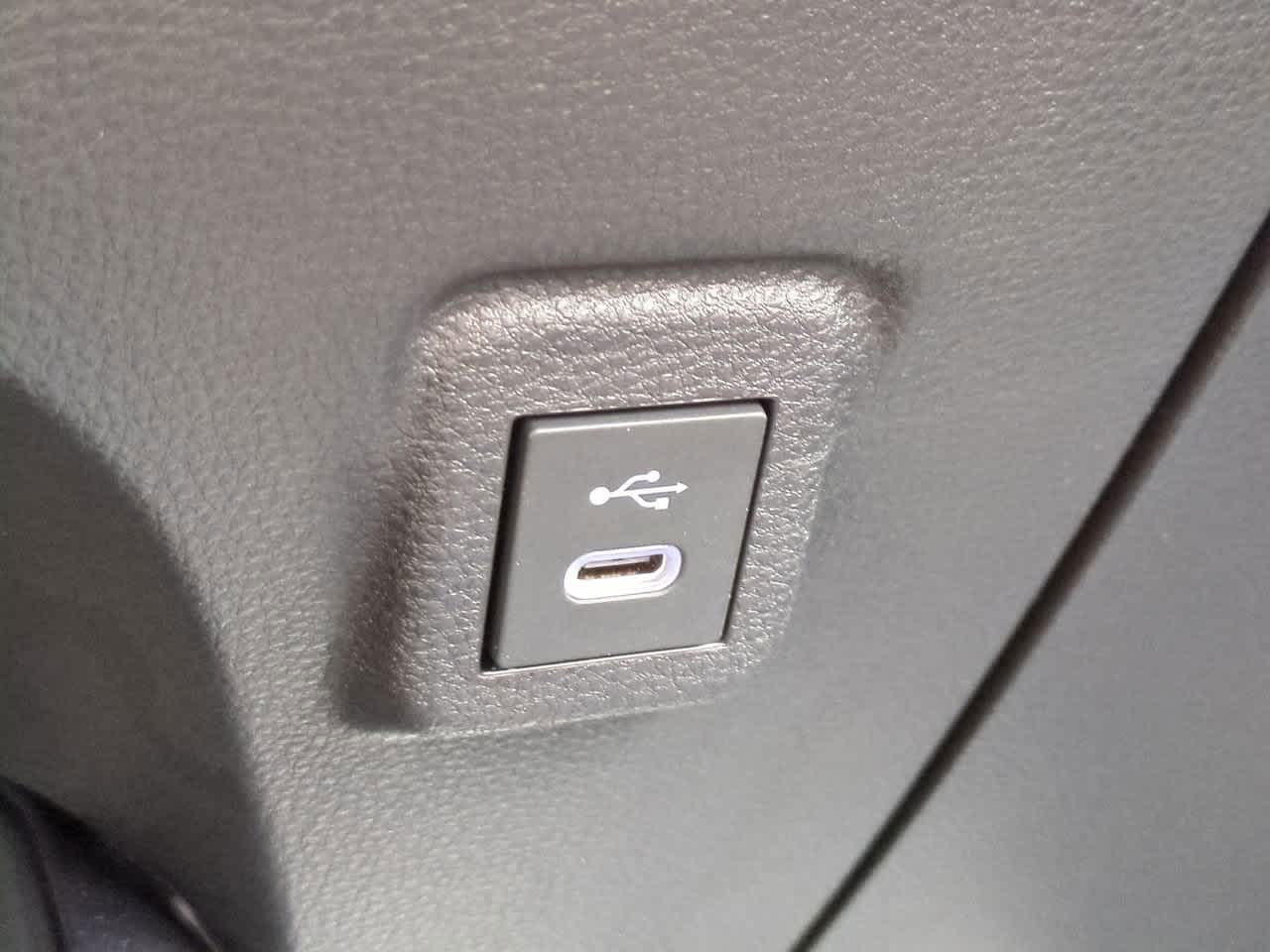 Thumbnail: 2025 Toyota Corolla - 20