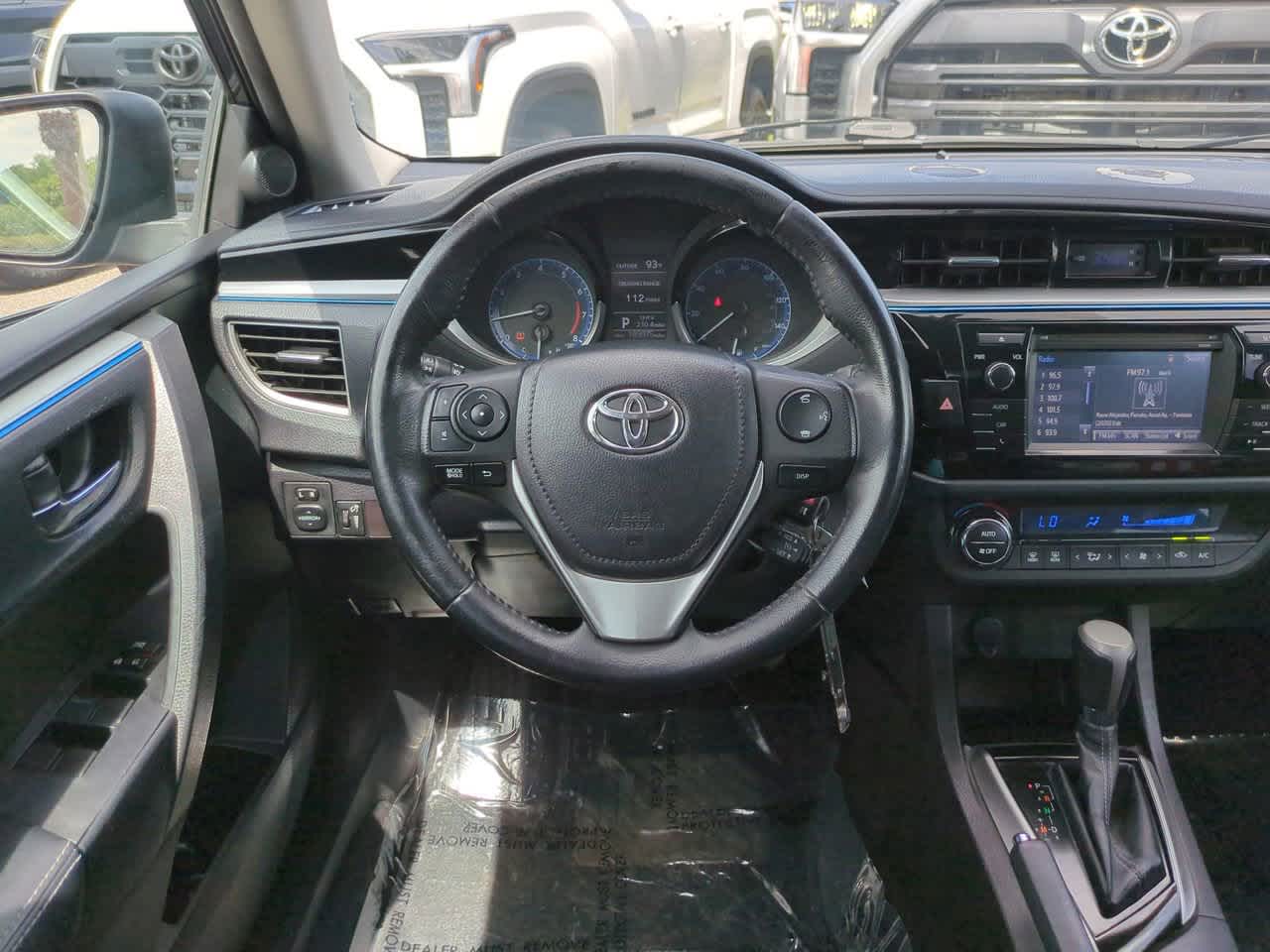 Thumbnail: 2015 Toyota Corolla - 15