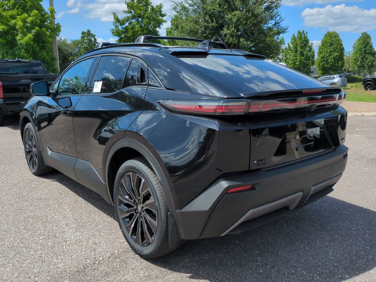 Thumbnail: 2026 Toyota C-HR - 4