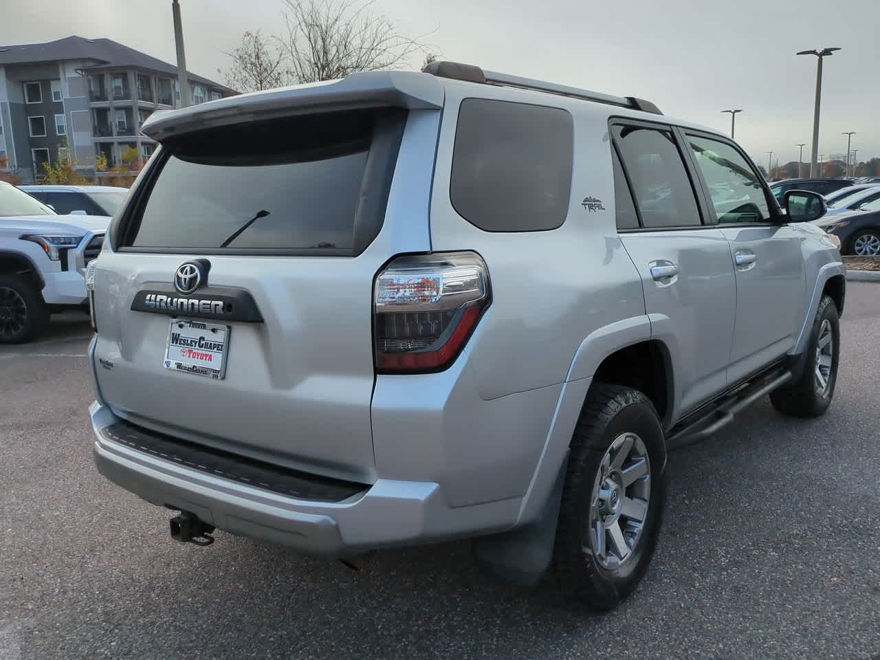 Thumbnail: 2014 Toyota 4Runner - 6