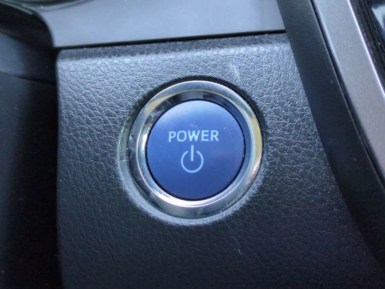 Thumbnail: 2020 Toyota Camry - 25