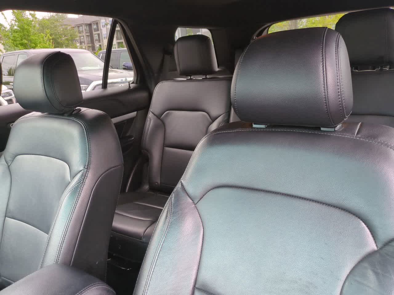 Thumbnail: 2016 Ford Explorer - 8