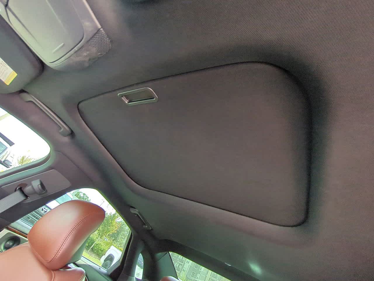 Thumbnail: 2018 Lincoln MKZ - 19