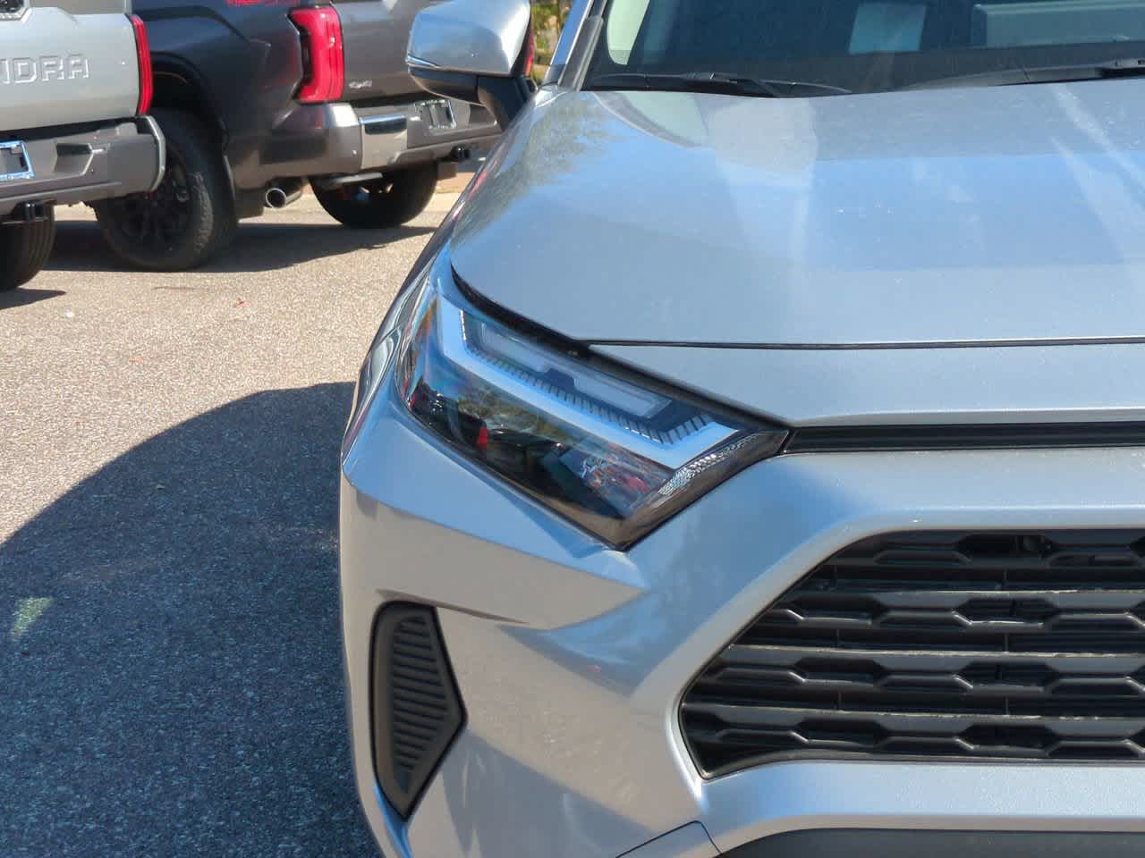 Thumbnail: 2025 Toyota RAV4 - 10