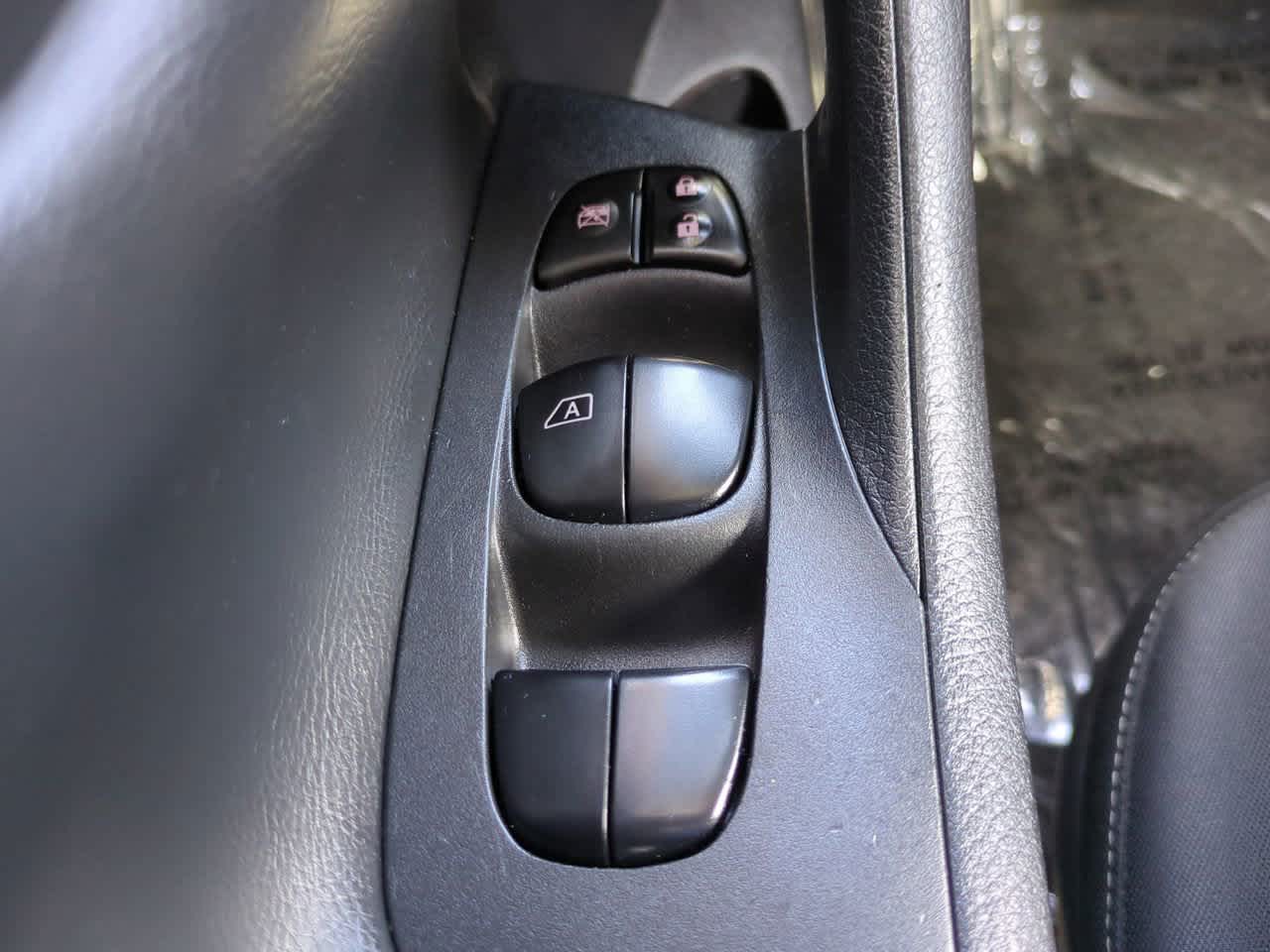 Thumbnail: 2016 Nissan Altima - 21