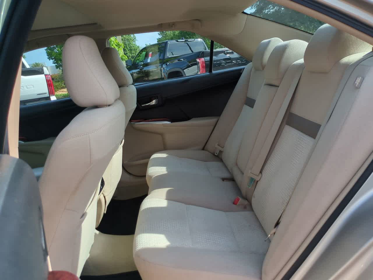 Thumbnail: 2014 Toyota Camry - 13