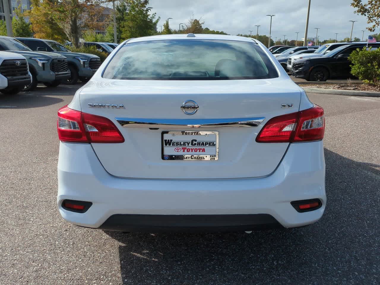 Thumbnail: 2016 Nissan Sentra - 5