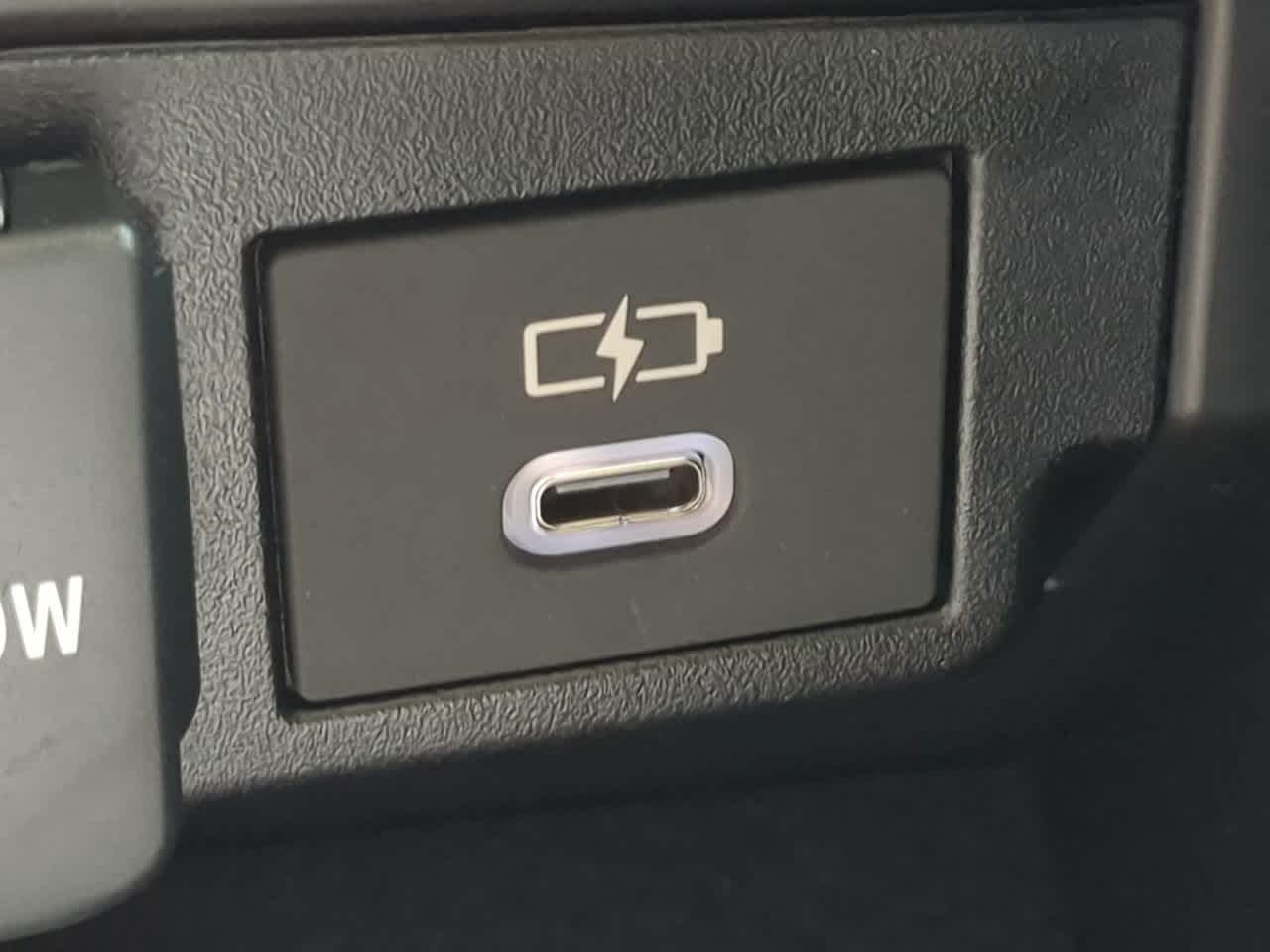 2025 Toyota Corolla LE 21