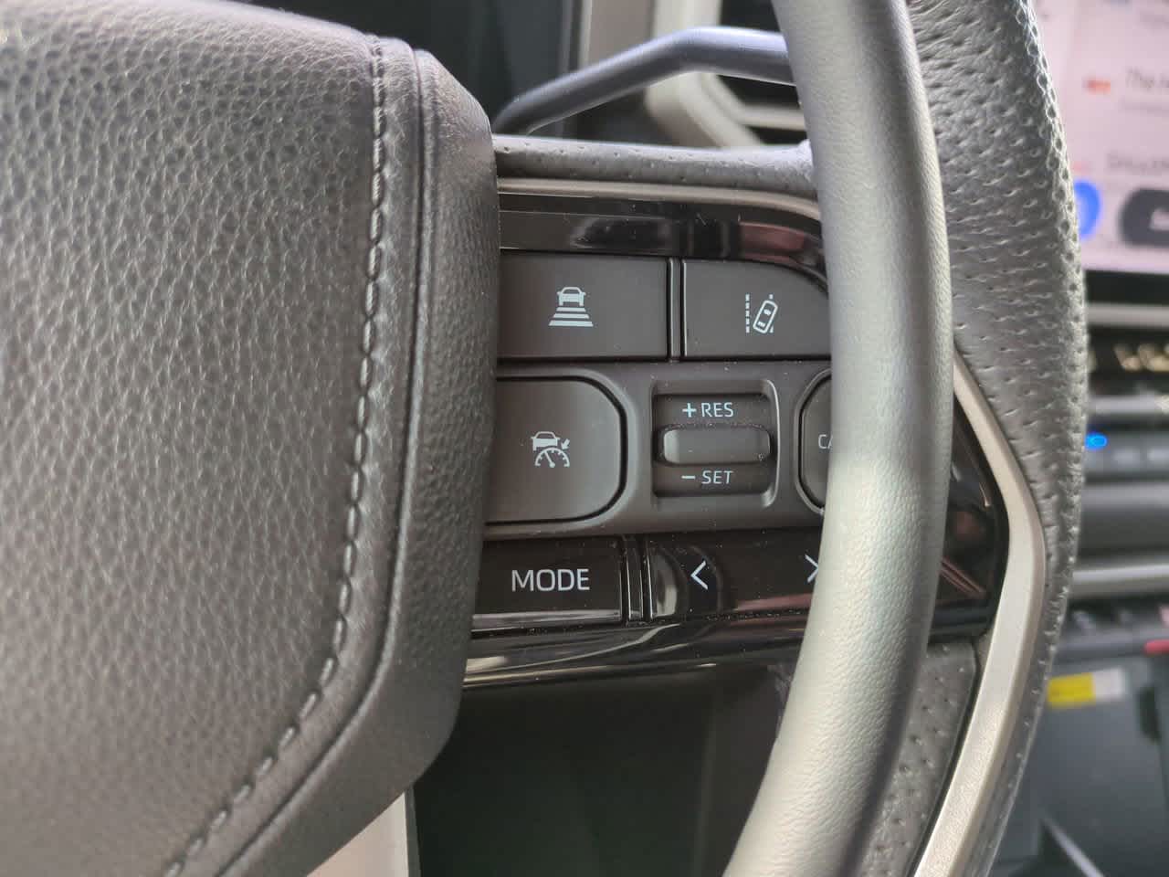 Thumbnail: 2023 Toyota Sequoia - 26