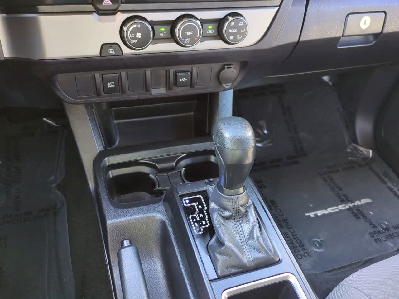 Thumbnail: 2020 Toyota Tacoma - 17