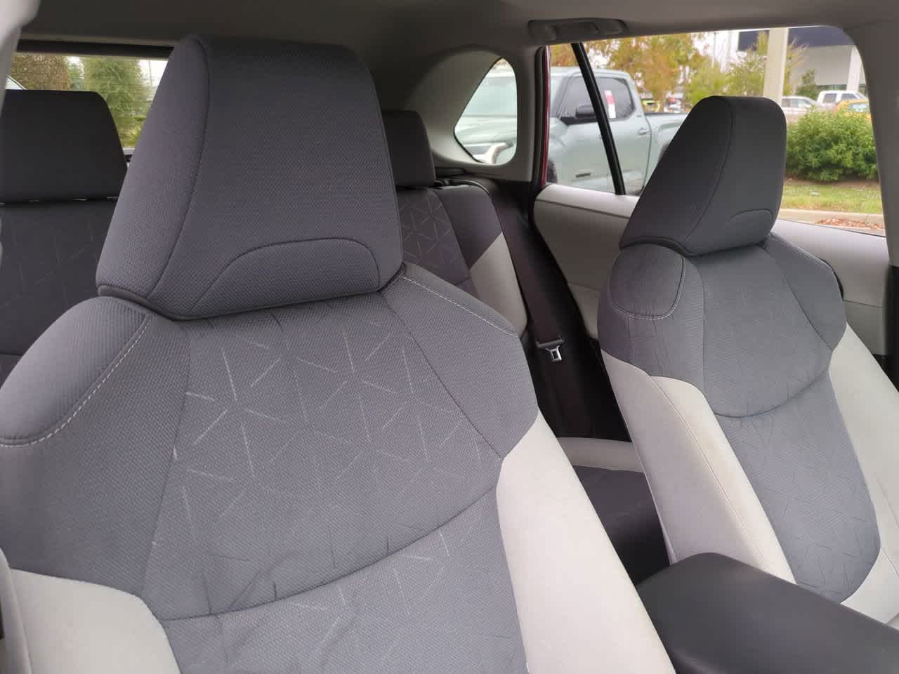 Thumbnail: 2019 Toyota RAV4 - 7