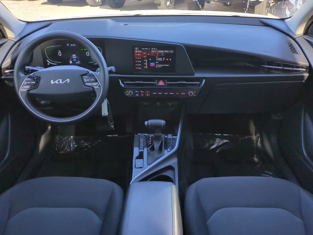 Thumbnail: 2023 Kia Niro - 14