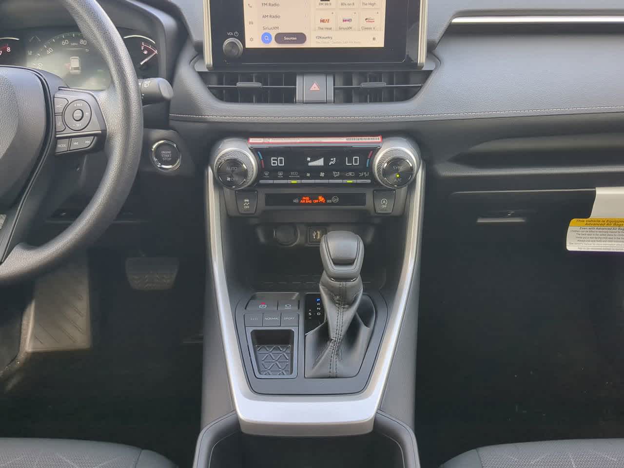 2025 Toyota RAV4 XLE 18