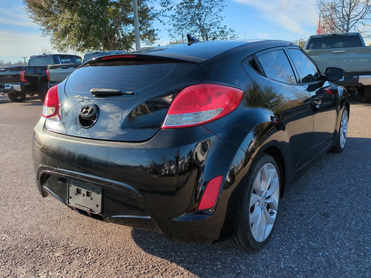 Thumbnail: 2013 Hyundai Veloster - 6