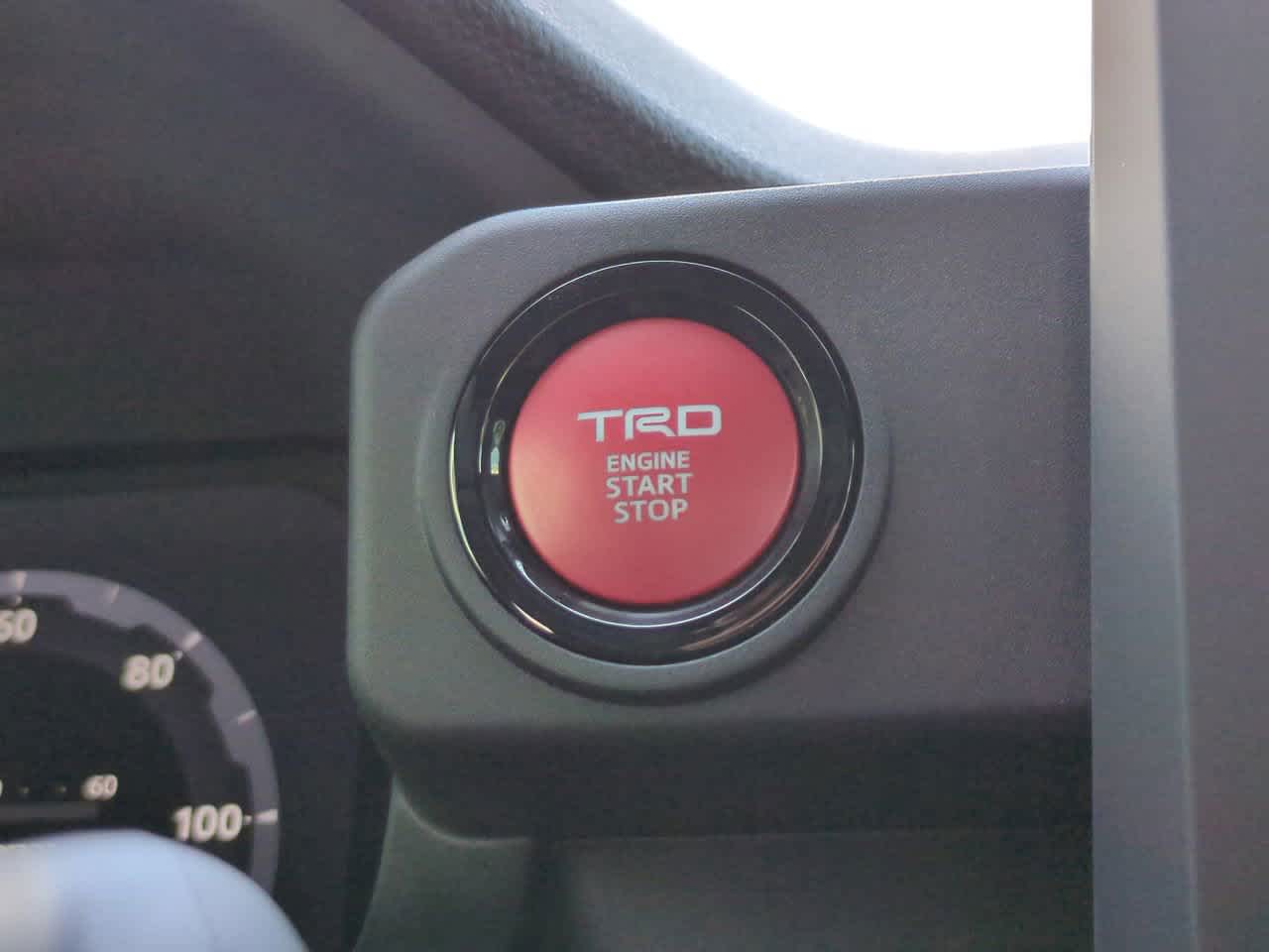 Thumbnail: 2025 Toyota Tacoma - 25