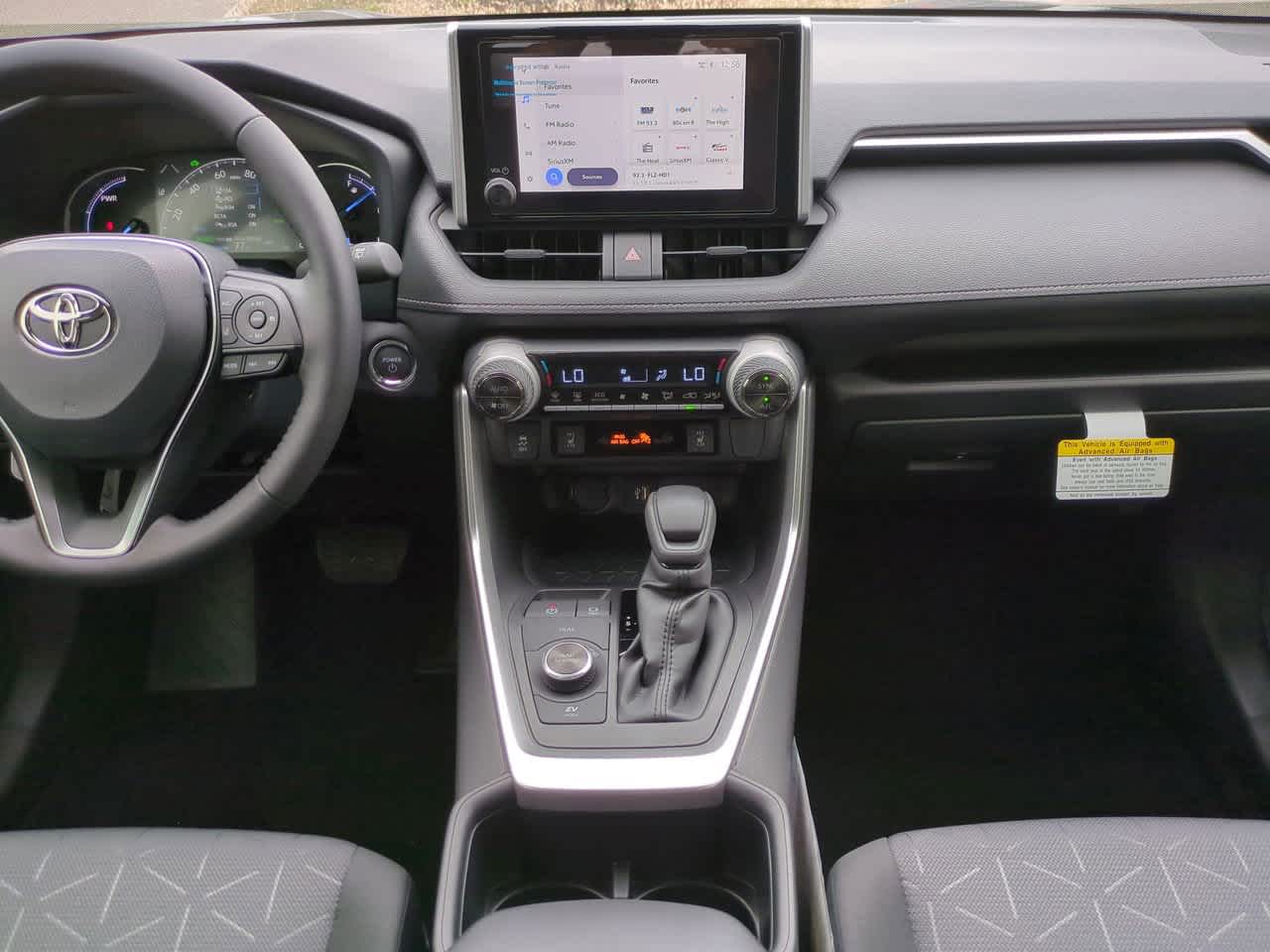 Thumbnail: 2025 Toyota RAV4 - 18