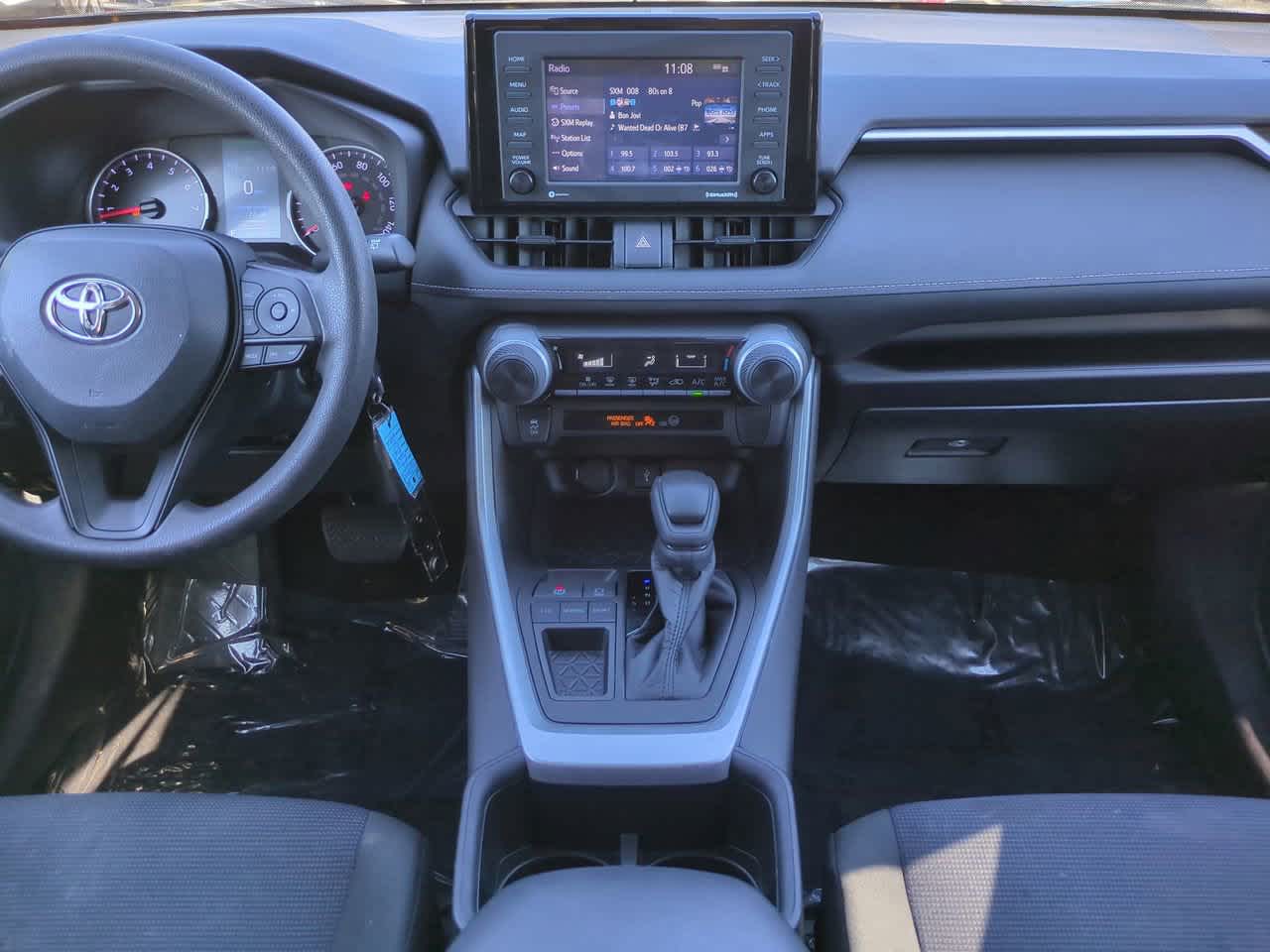 Thumbnail: 2022 Toyota RAV4 - 18