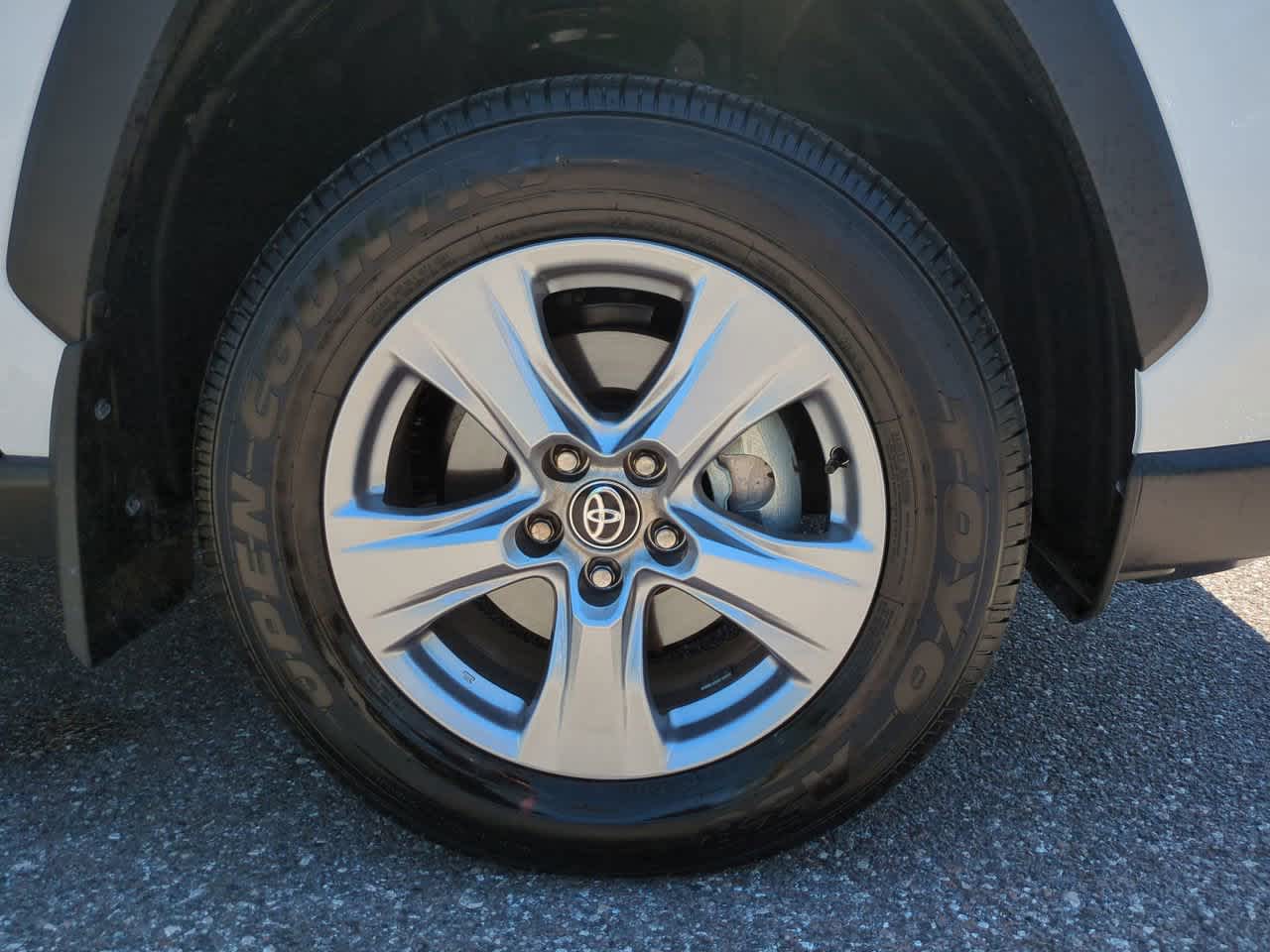 Thumbnail: 2025 Toyota RAV4 - 11