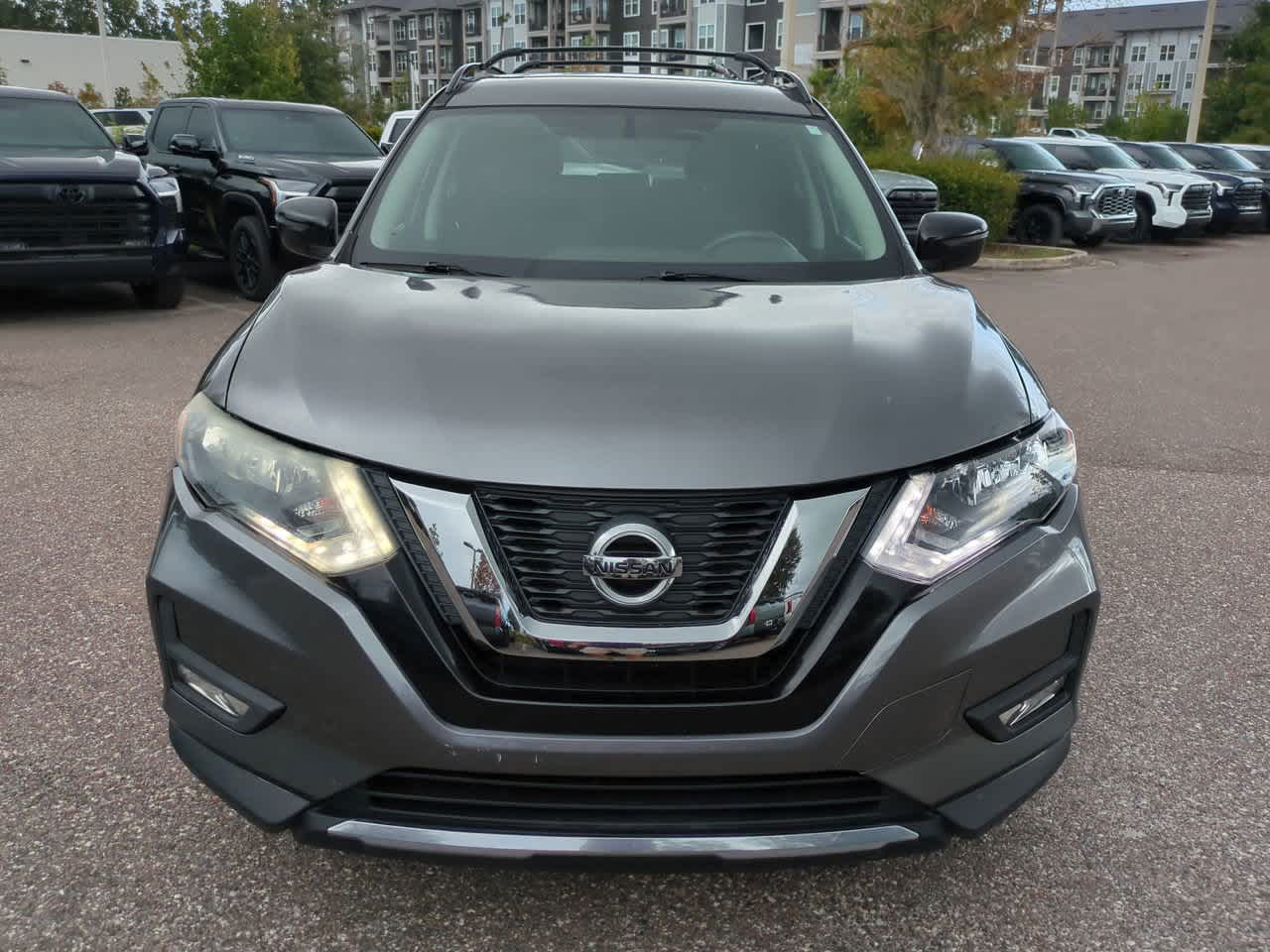 Thumbnail: 2017 Nissan Rogue - 9