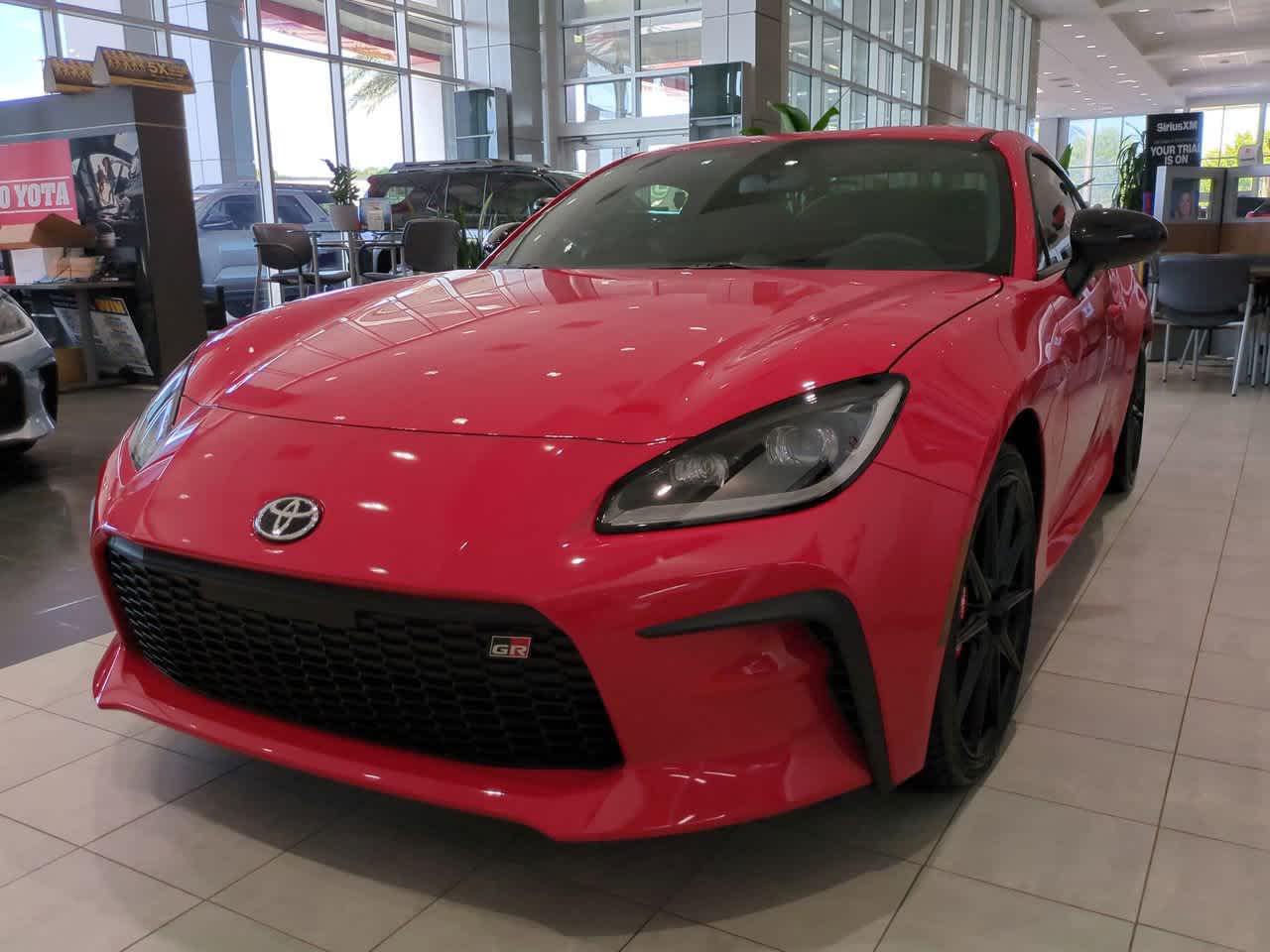 Thumbnail: 2025 Toyota GR86 - 2