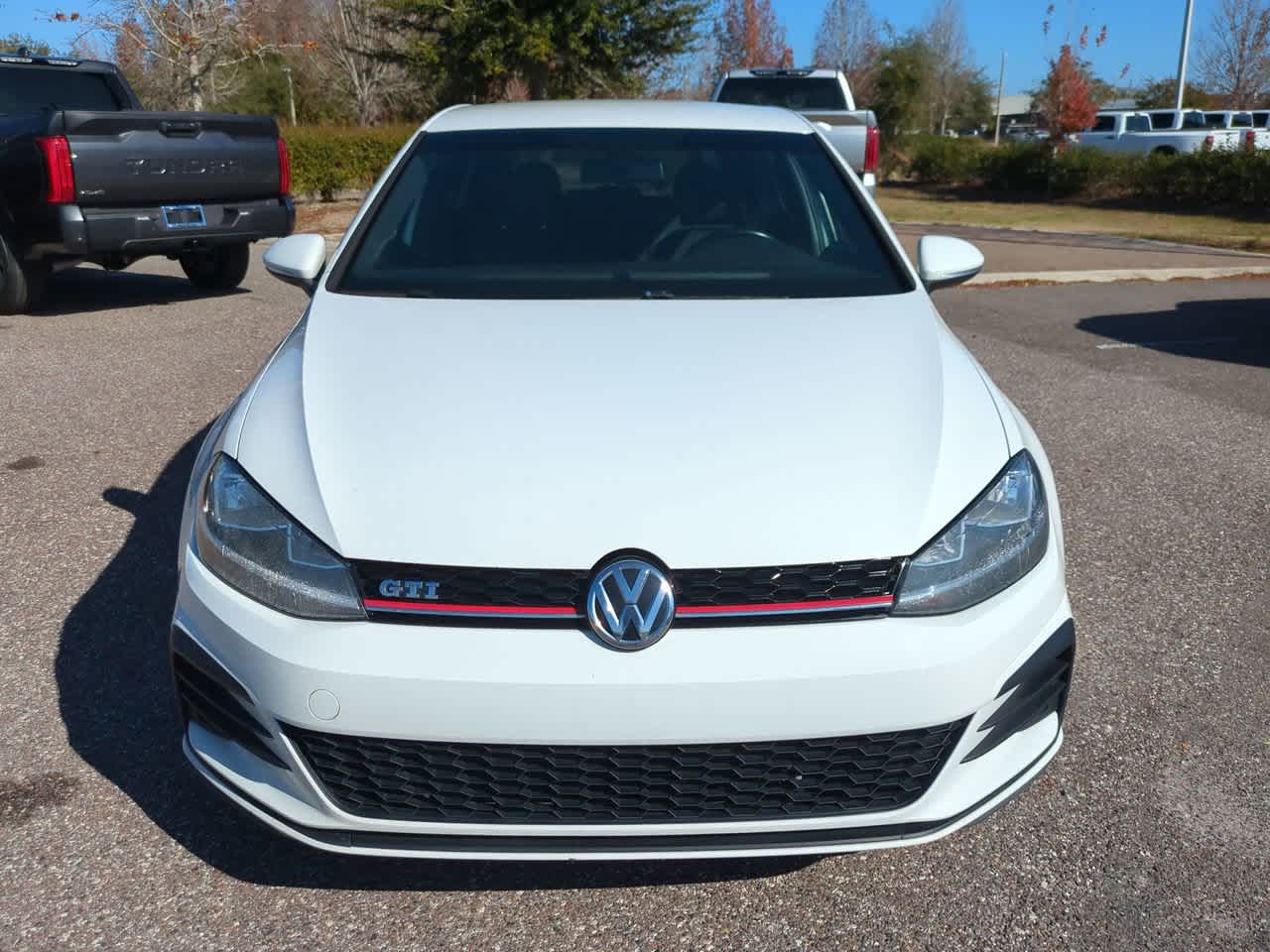 Thumbnail: 2018 Volkswagen Golf - 9