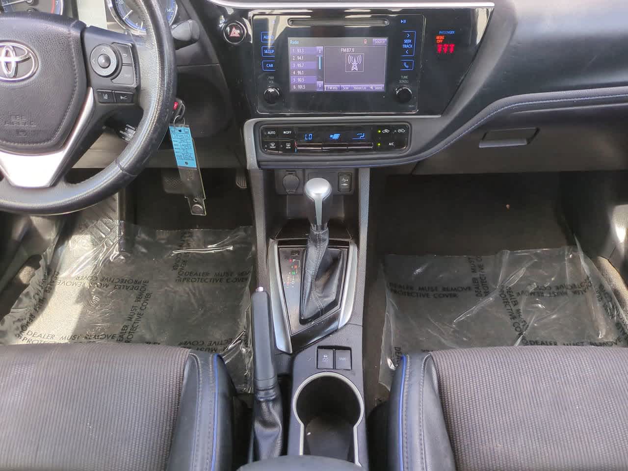 Thumbnail: 2018 Toyota Corolla - 18