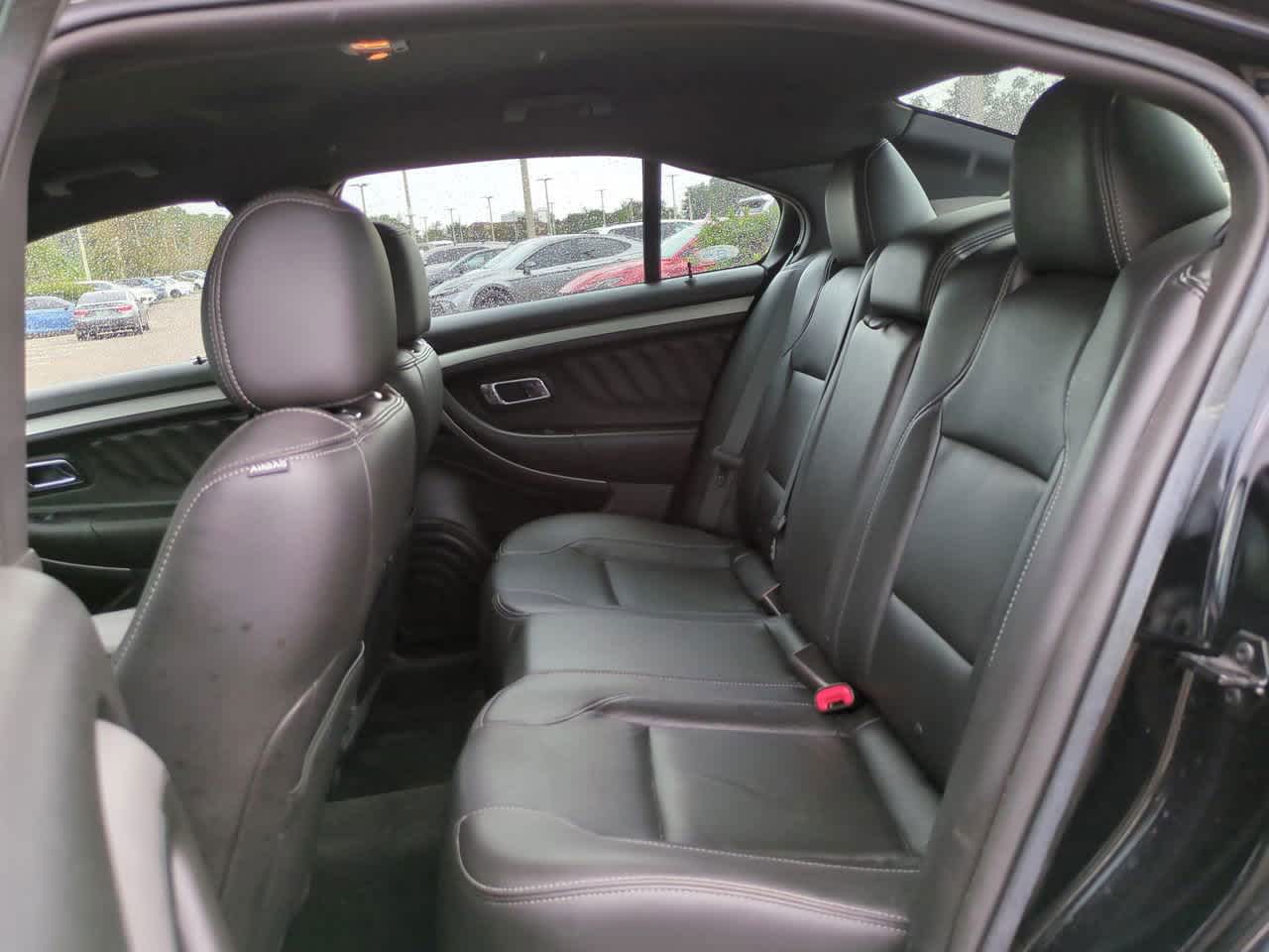 Thumbnail: 2016 Ford Taurus - 13