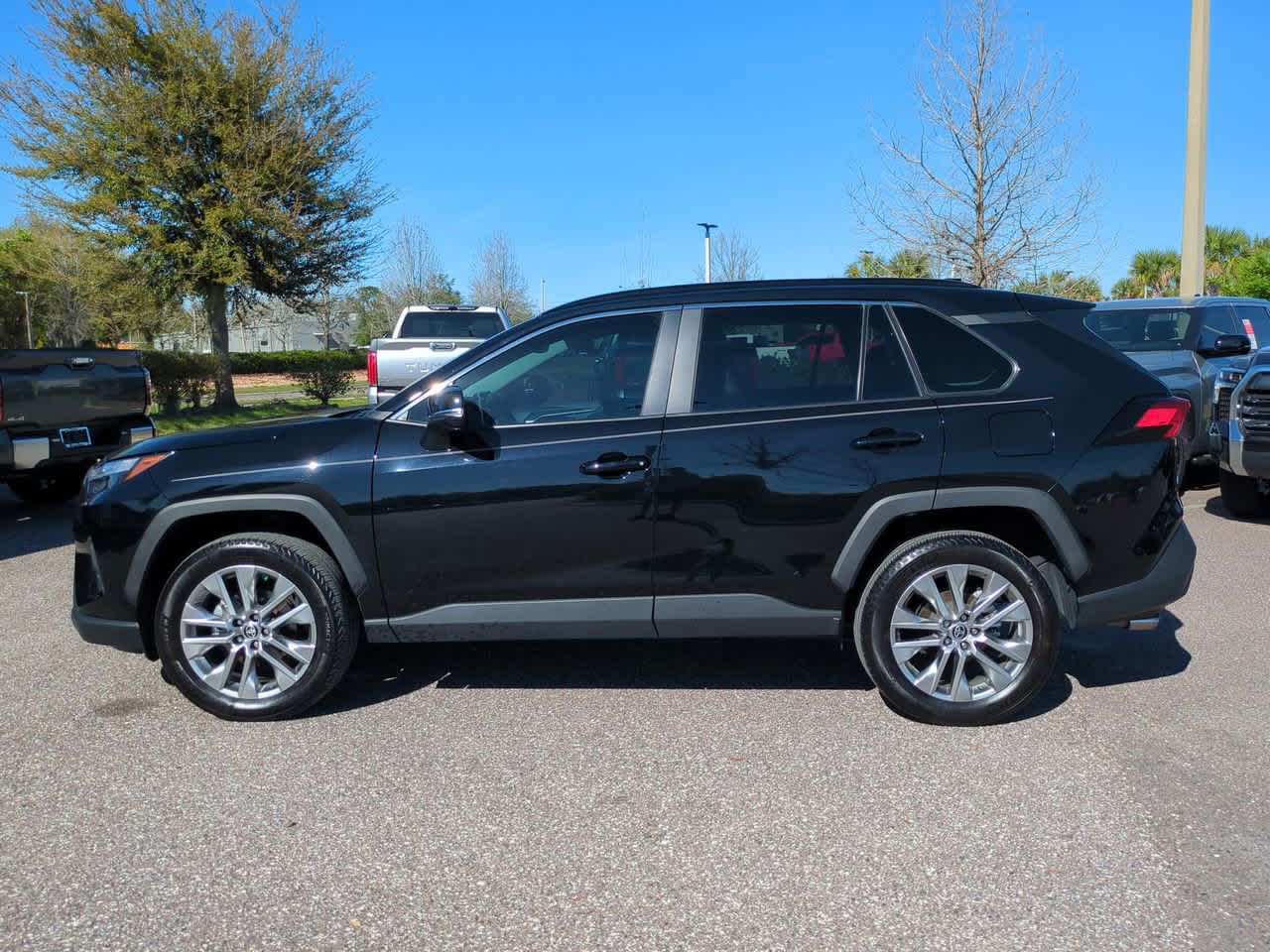 Thumbnail: 2023 Toyota RAV4 - 3