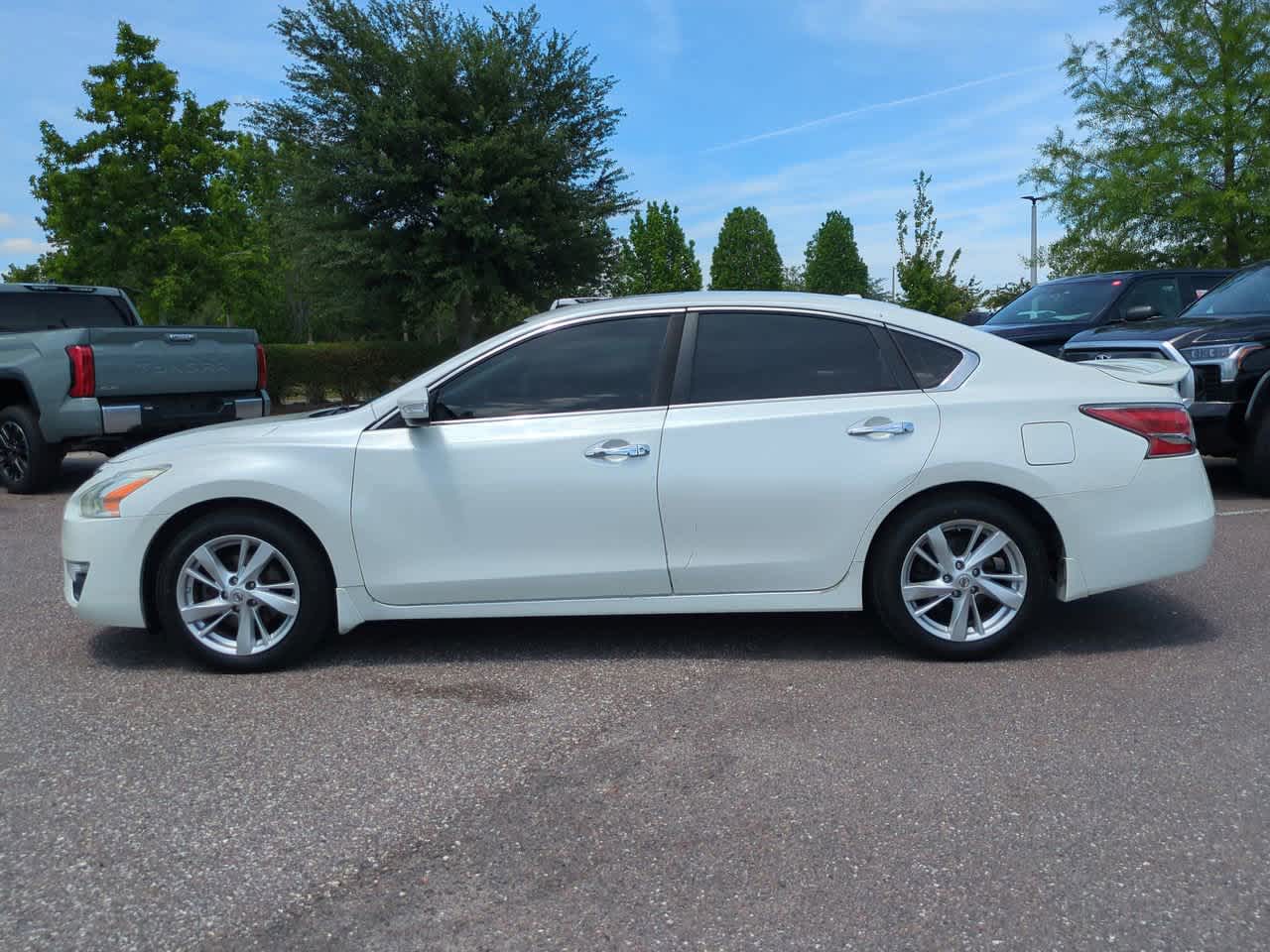 Thumbnail: 2015 Nissan Altima - 3