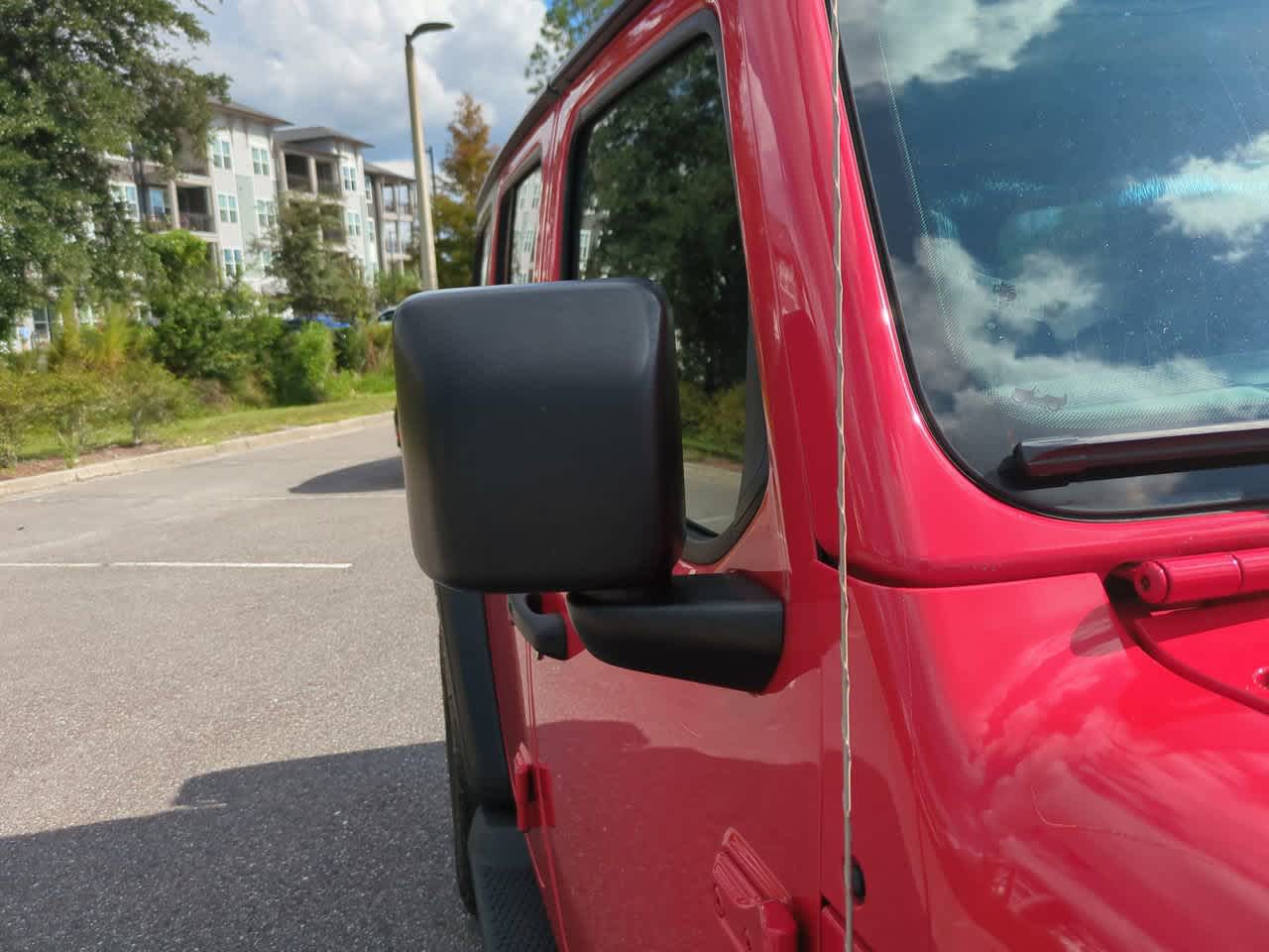Thumbnail: 2018 Jeep Wrangler - 12