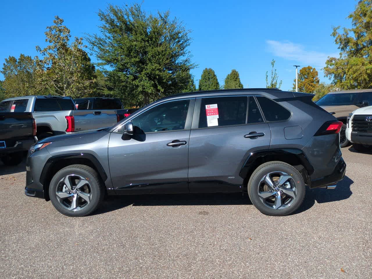 Thumbnail: 2025 Toyota RAV4 - 3