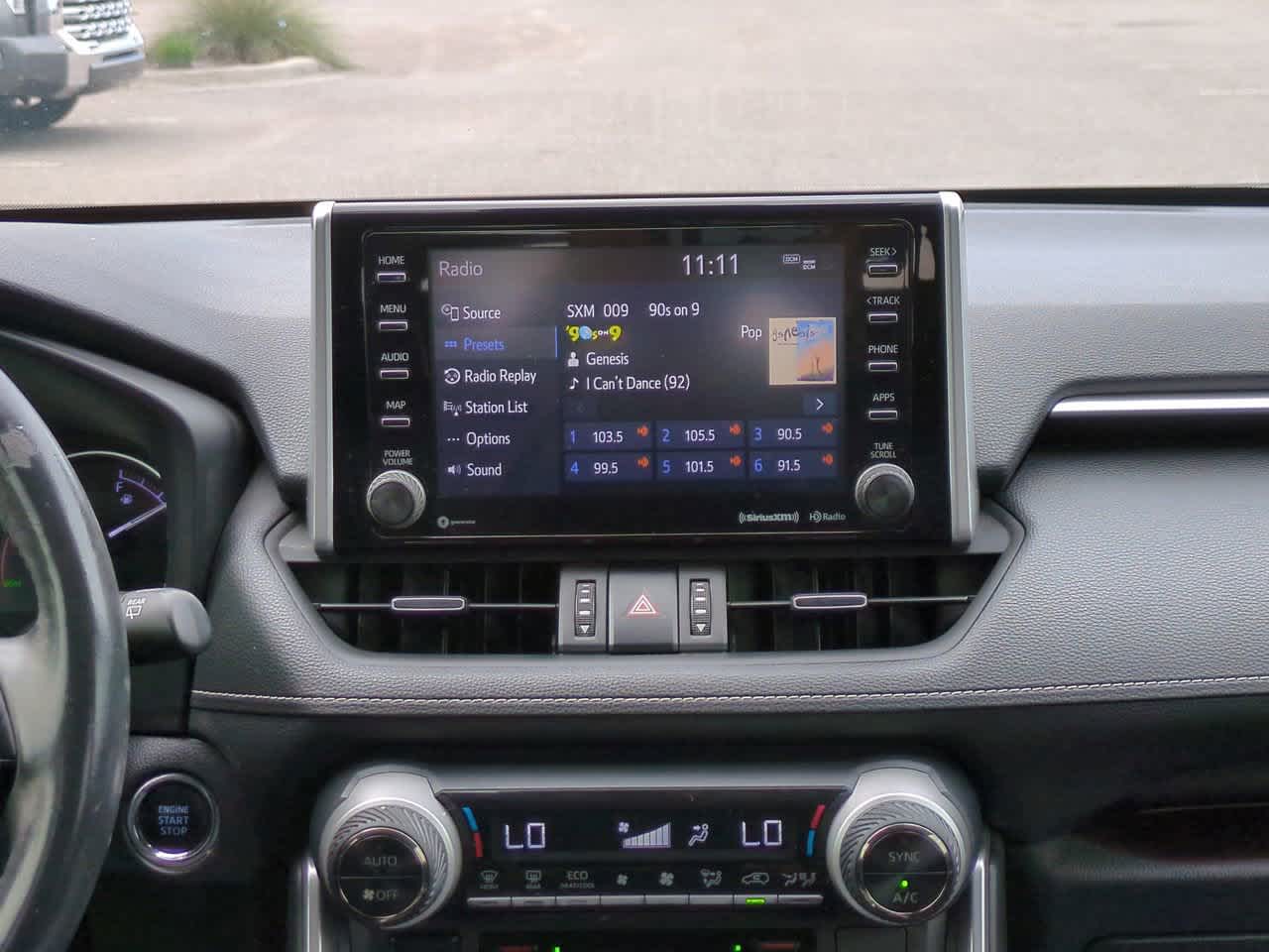 Thumbnail: 2019 Toyota RAV4 - 17