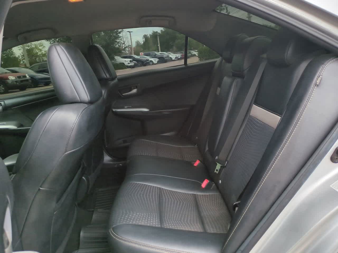 Thumbnail: 2014 Toyota Camry - 13