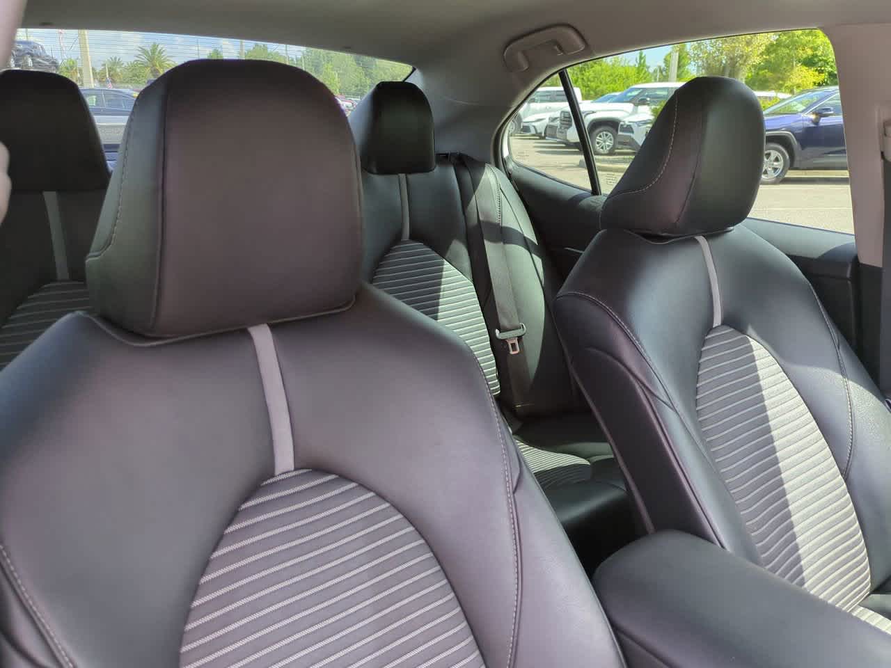 Thumbnail: 2019 Toyota Camry - 7